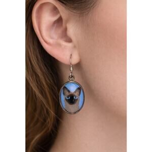 Vintage Siamese Cat Portrait Dangle Earrings Whimsical Blue Background Resin